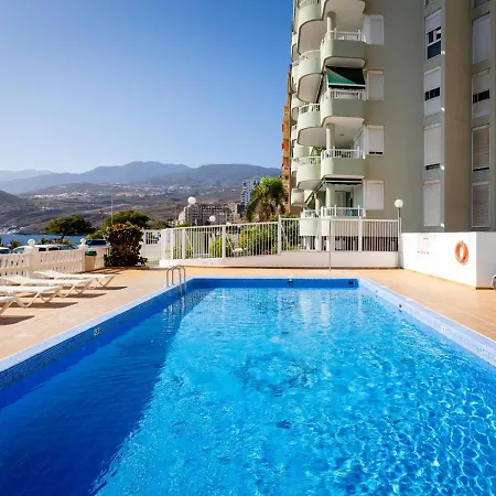 Appartamento Beachfront With Communal Pool *